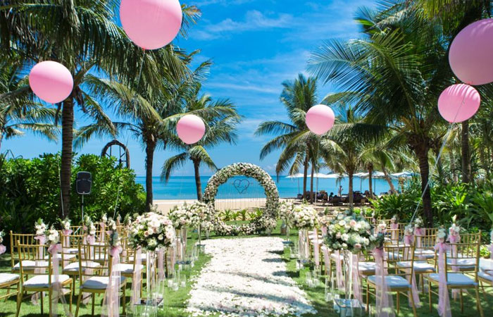 Sự lãng mạn là yêu cầu cần có khi tổ chức đám cưới tại resort Đà Nẵng